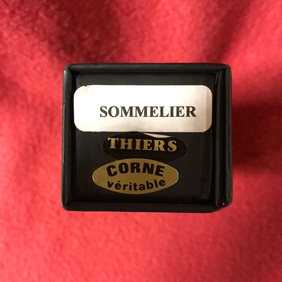 Laguiole Claude Dozorme Corkscrew with Cream Resin Handle - Picture 13 of 13